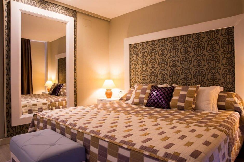 Melina Hotel 3*