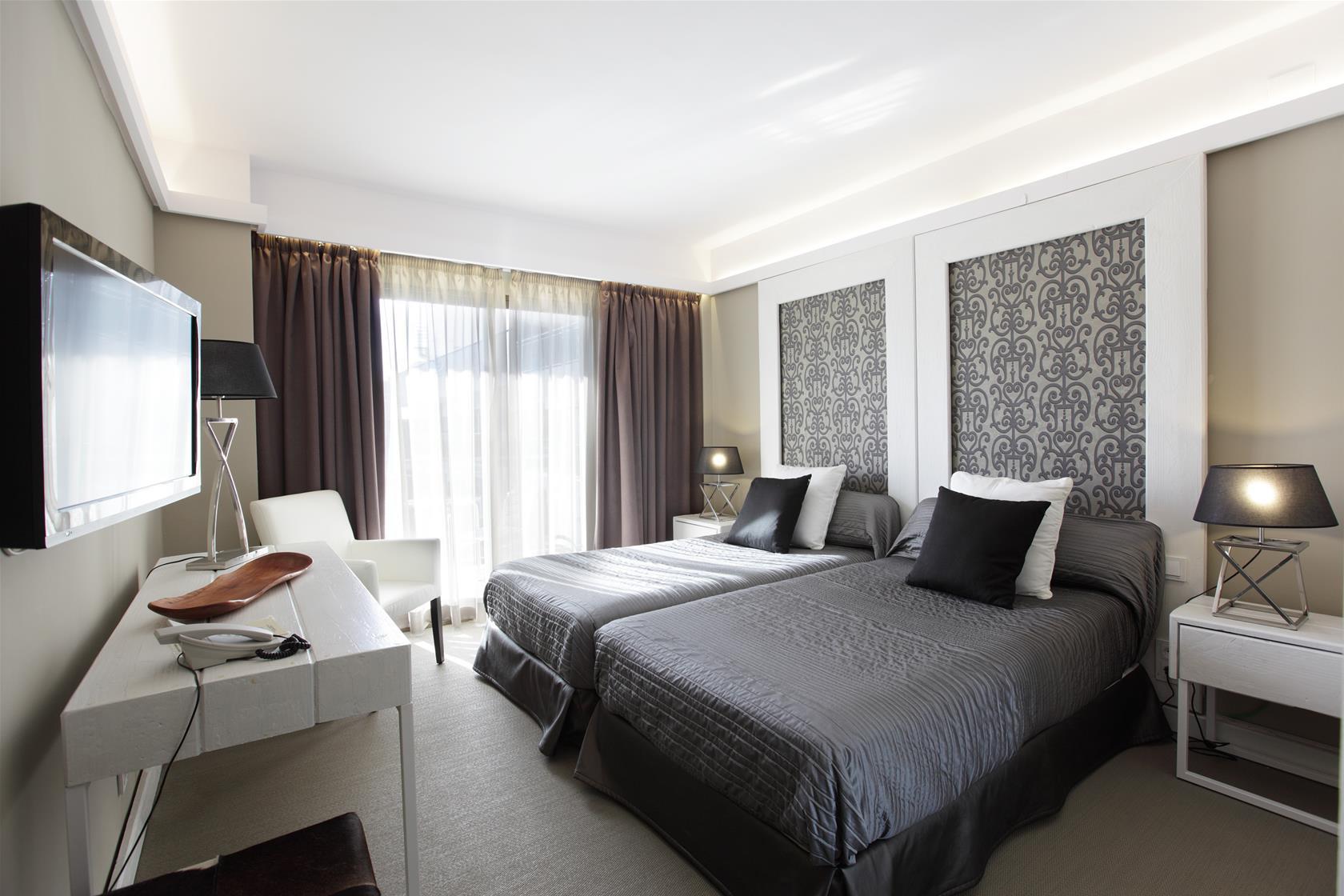 Melina Hotel