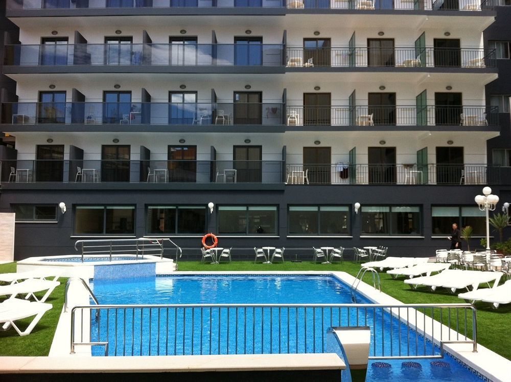 Melina Hotel