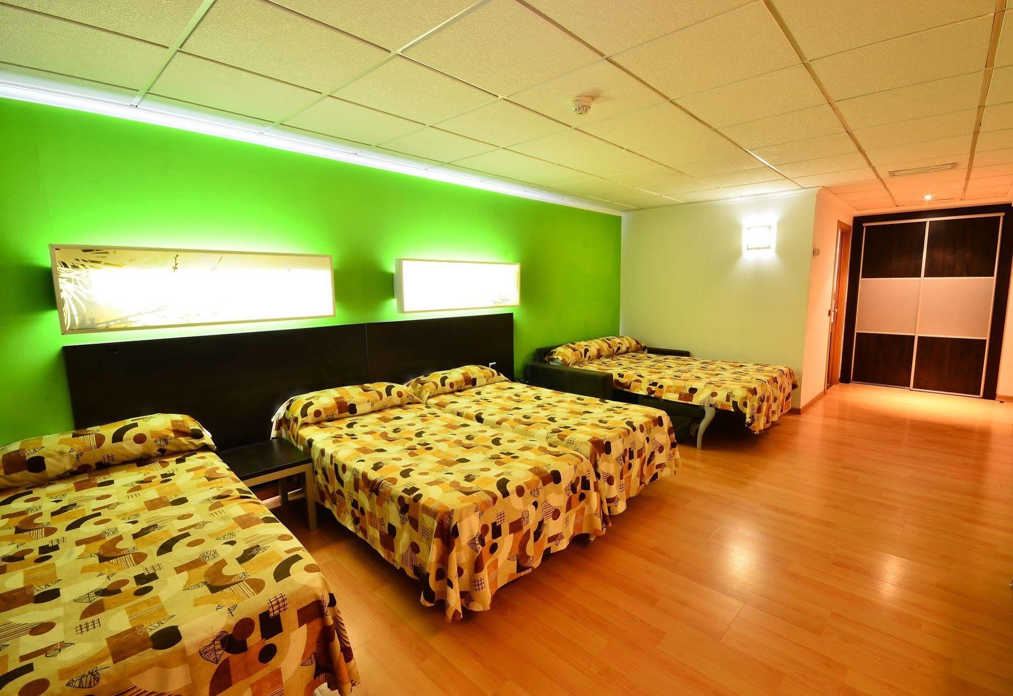 Hotel Sol Y Sombra 3*