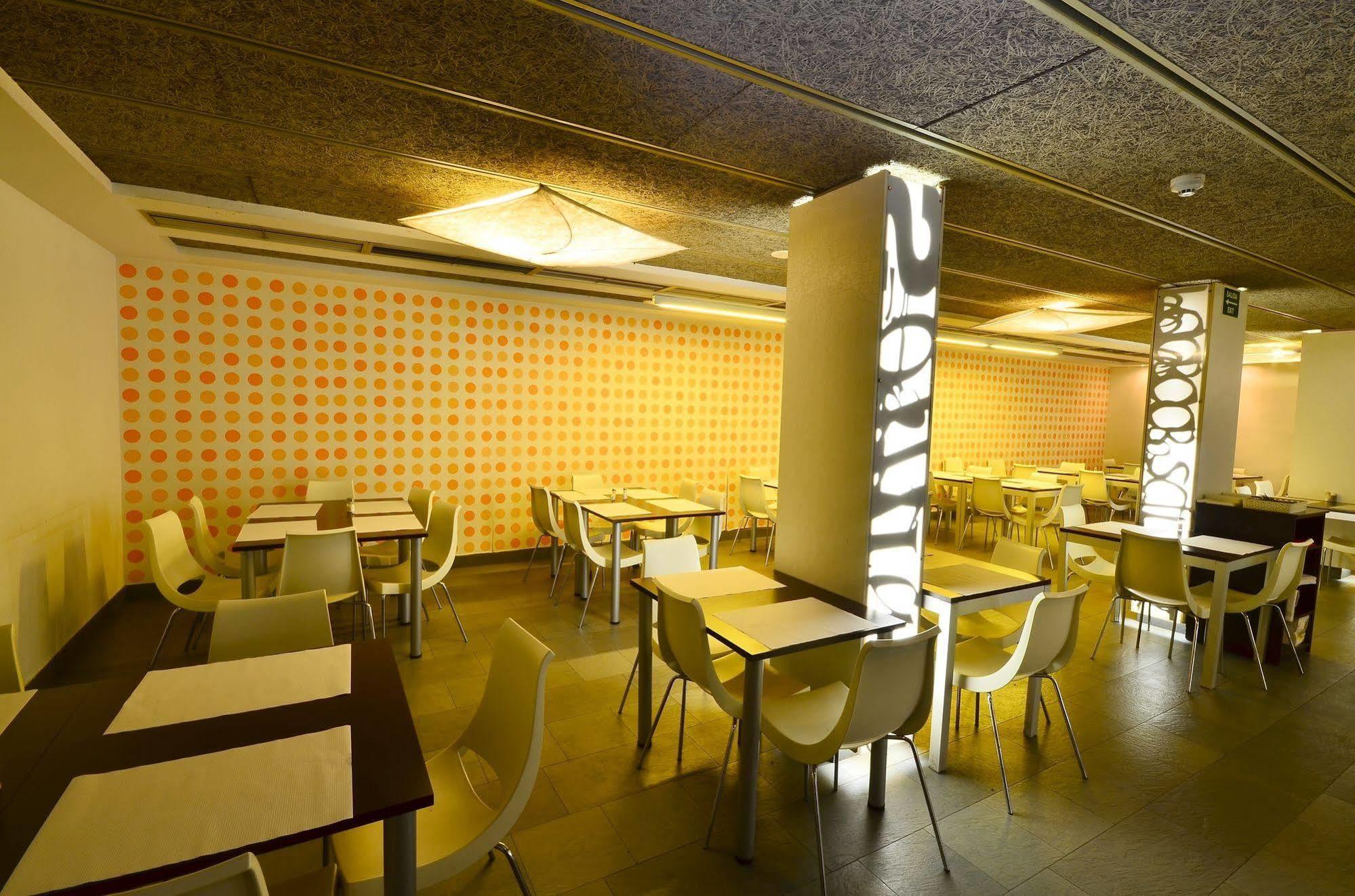Sol Y Sombra Hotel