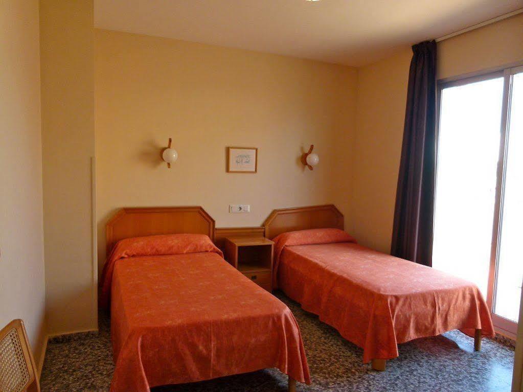 Hotel Celymar *