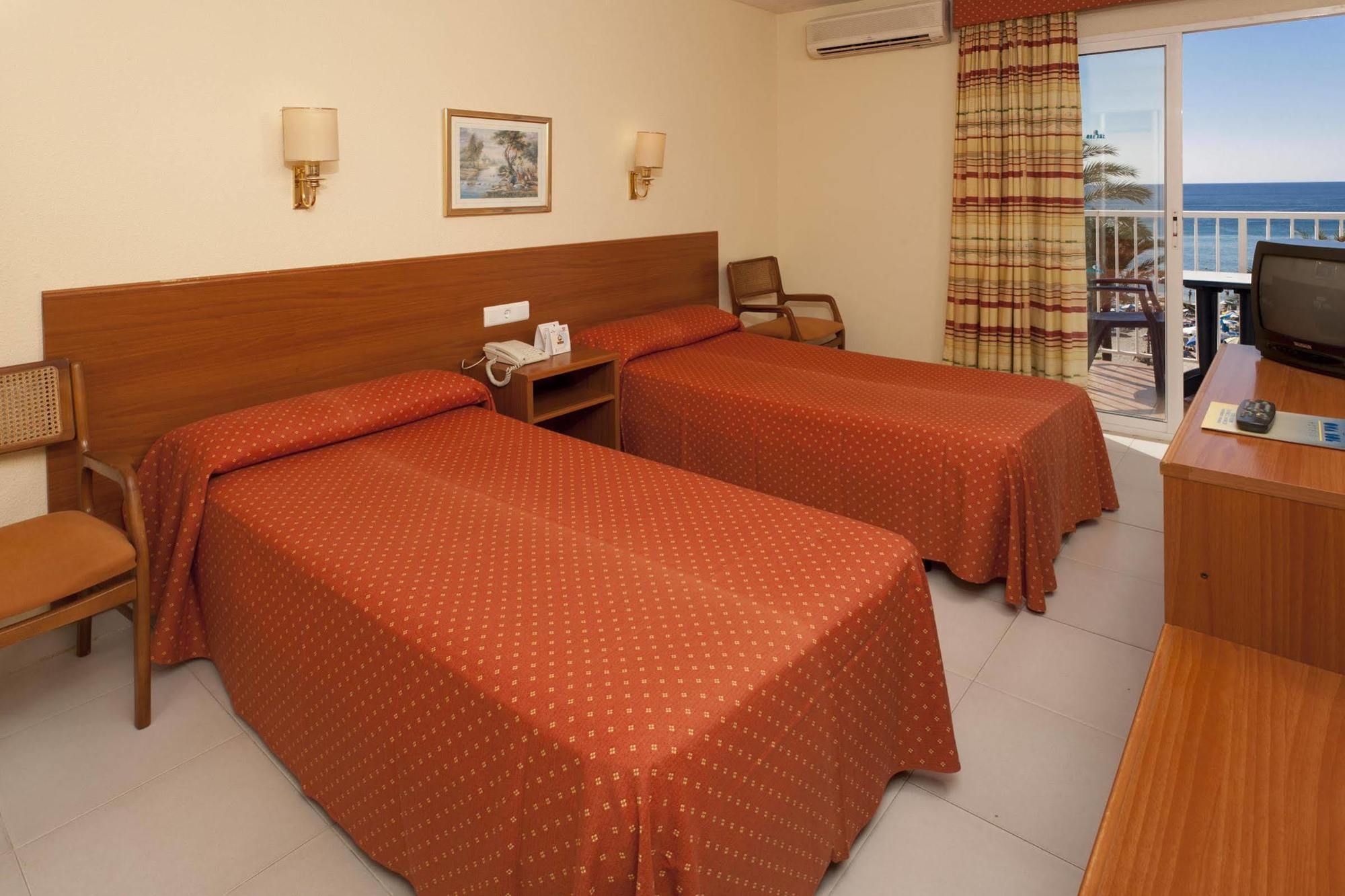 Hotel Flats Friends Mar Blau (adults Only) 2*