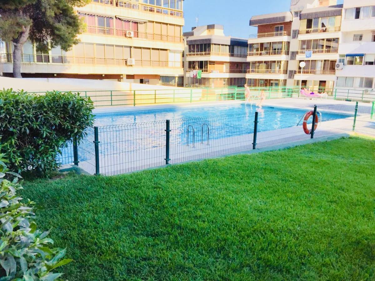 Apartamento Av/ Armada Española, Ed/ Fernandos, 5, 5º H2 *