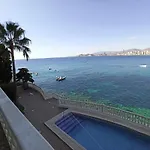 Estudio primera linea con acceso privado al mar