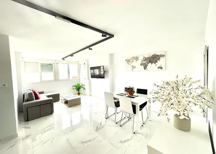 Moderno Y Amplio Apartamento En Rincon De Loix