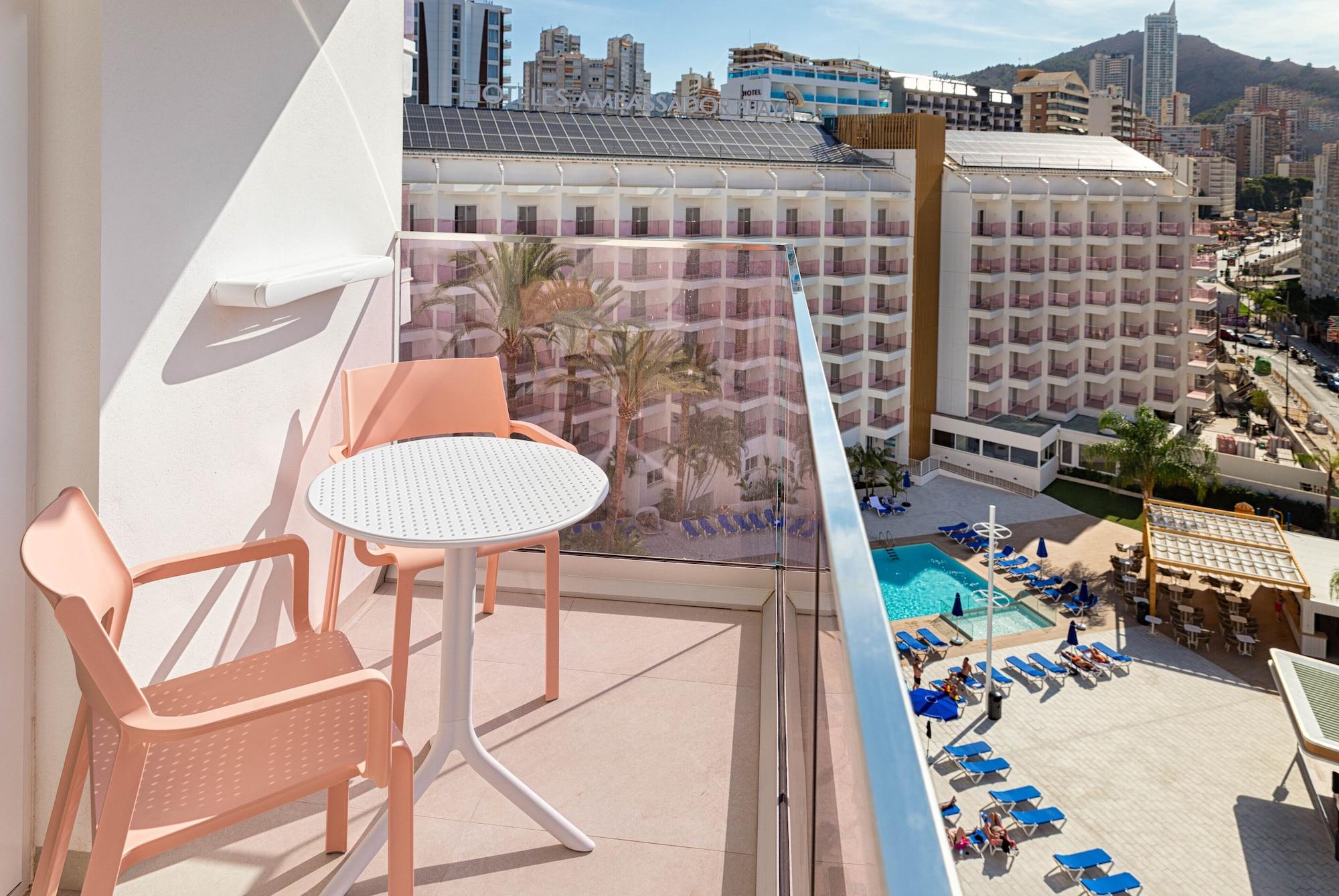 Hotel Ambassador Playa Ii 4*