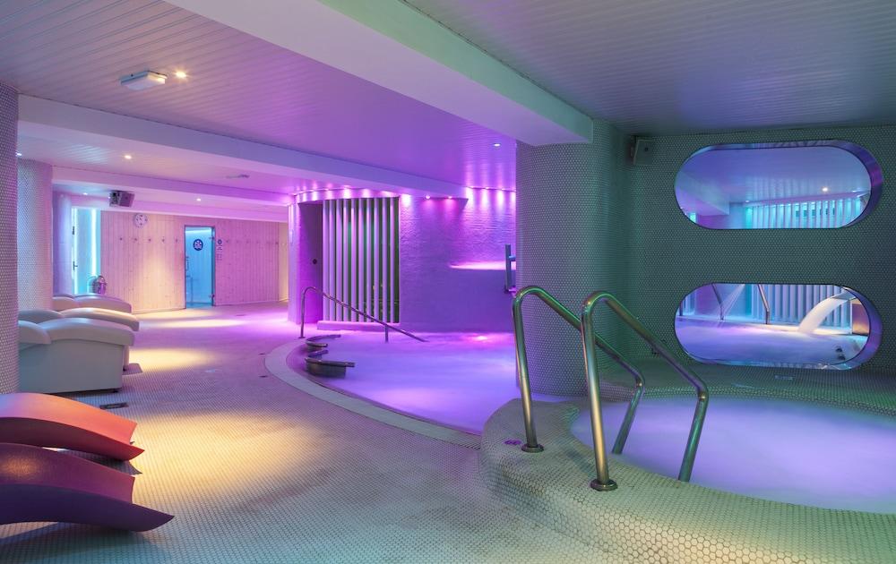 Ambassador Playa Ii Hotel