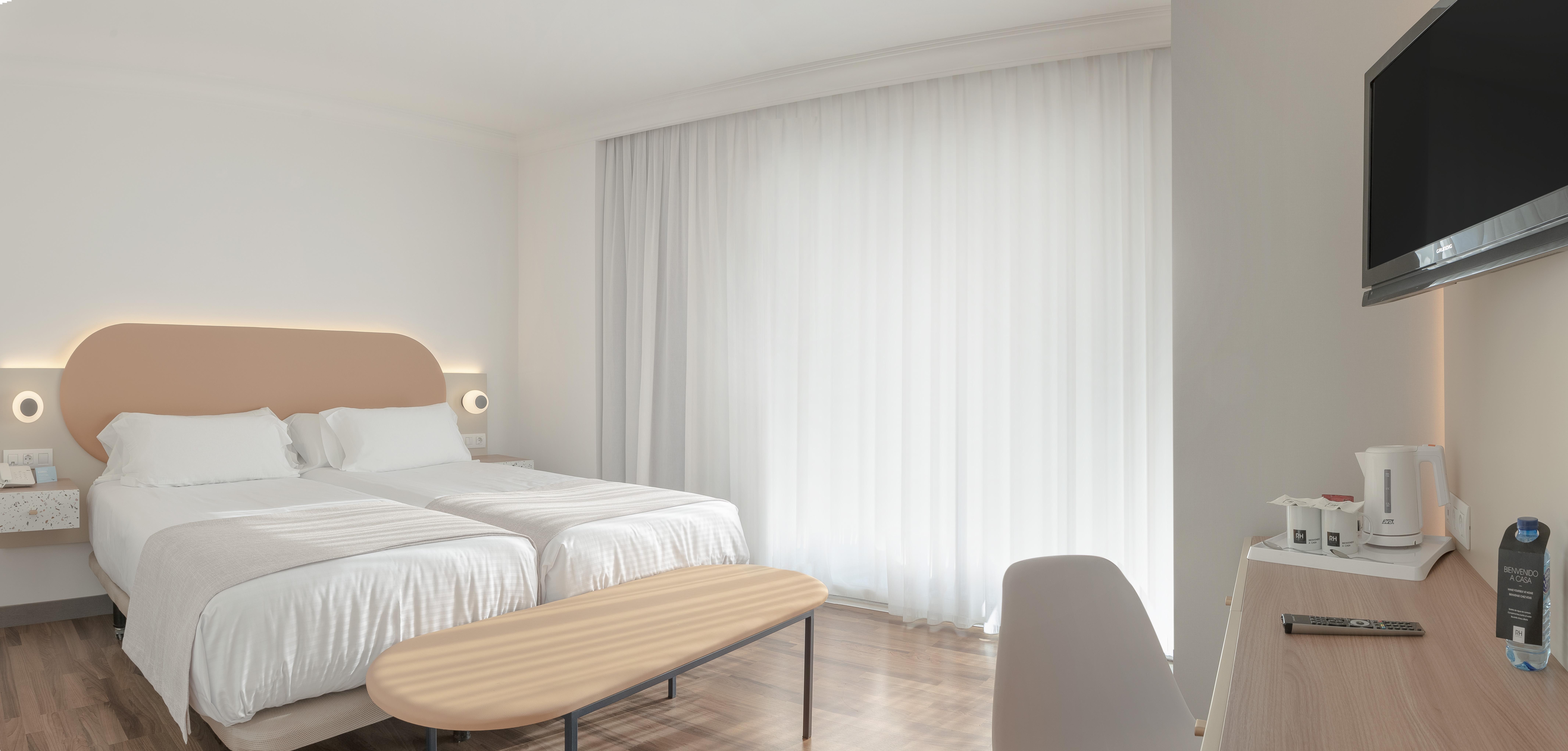 Rh Victoria & 4 Sup Hotel