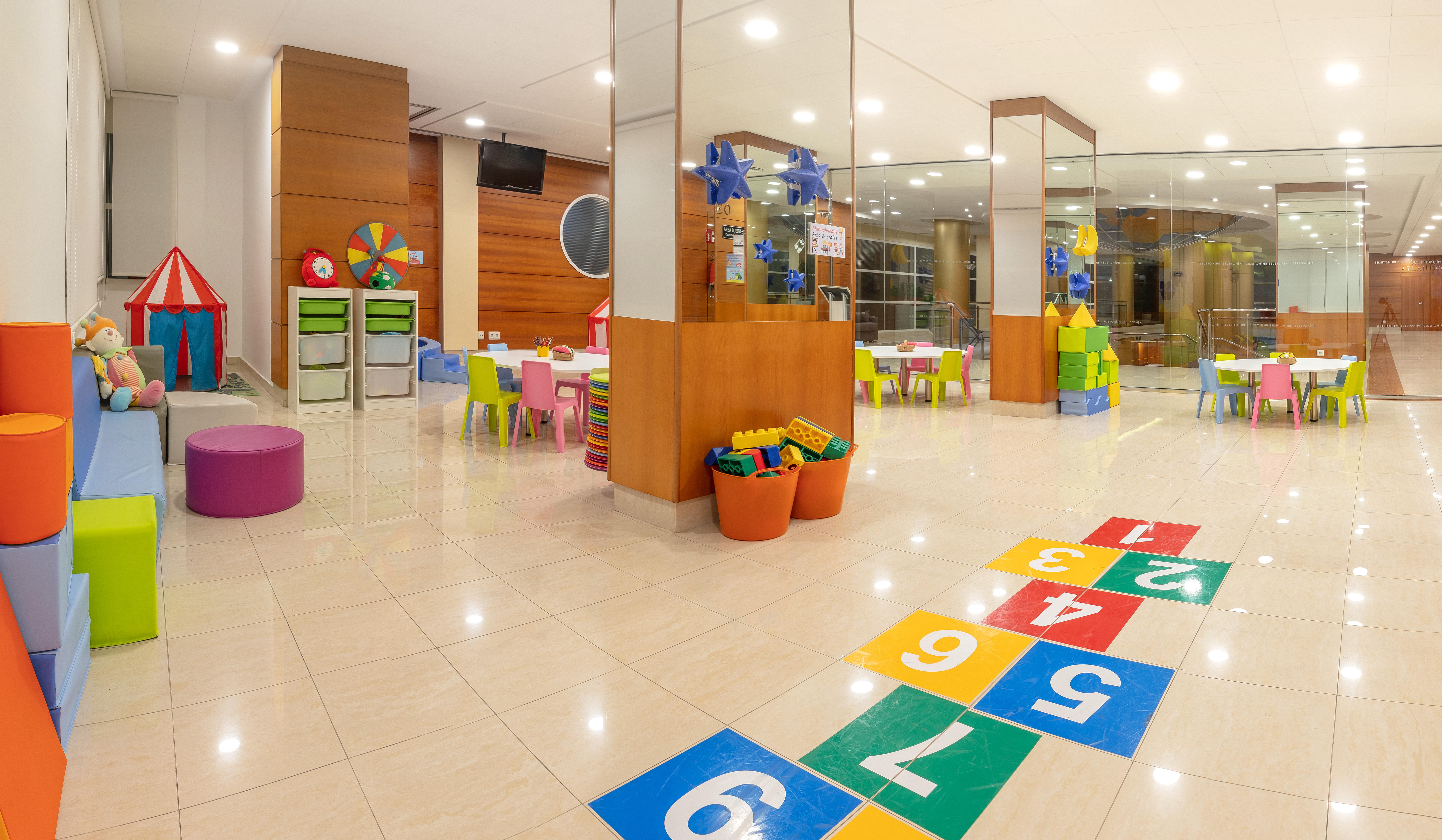 Rh Victoria & 4 Sup Hotel 4*