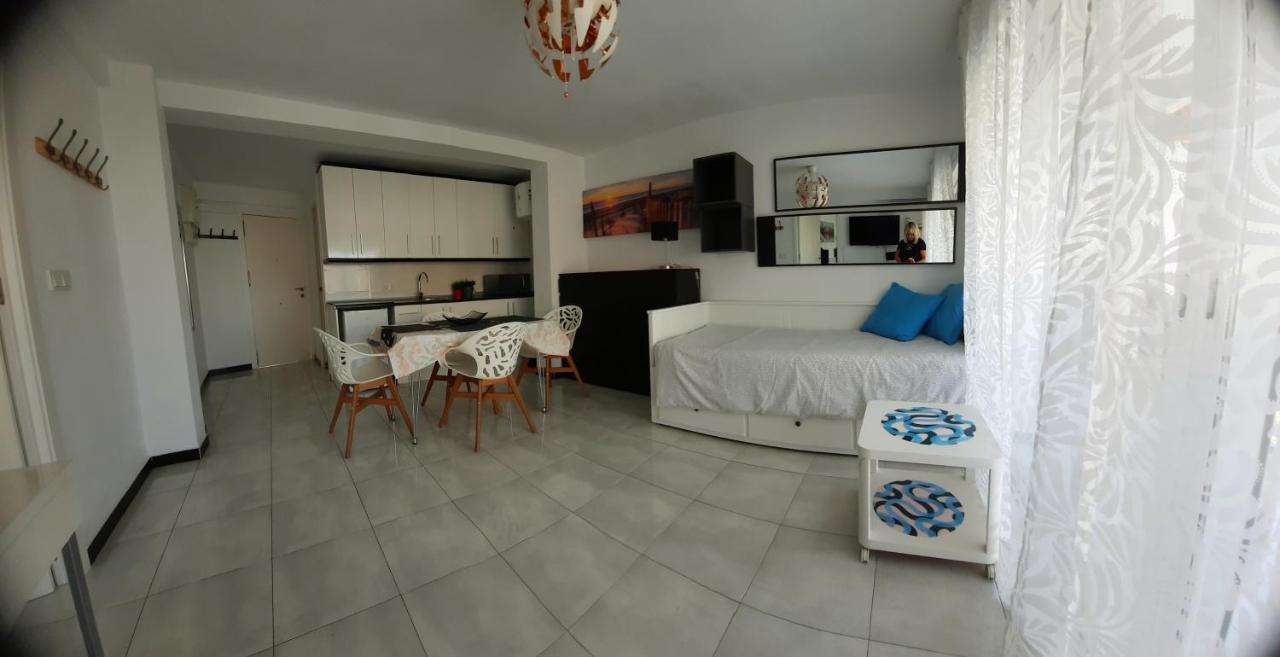 Apartamento Happy Loix Wifi Aa Pool Parking Incluido Benidorm