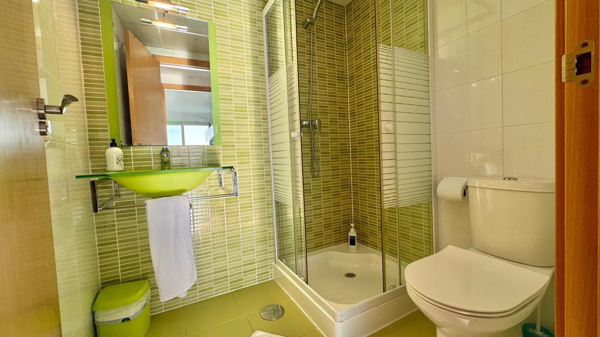 Highrise With Stunning Views From Private Balcony 85 * Benidorm