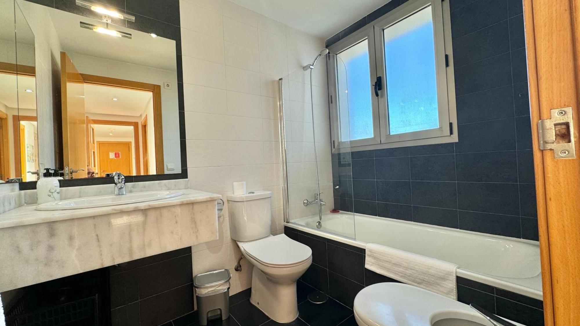 Apartamento Highrise With Stunning Views From Private Balcony 85 *