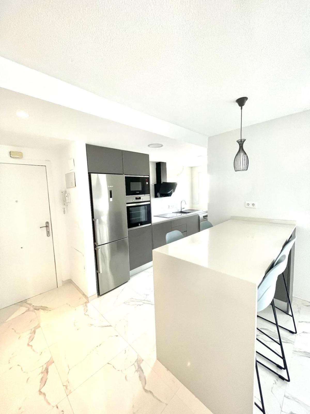 Moderno Y Amplio En Rincon De Loix Apartamento *