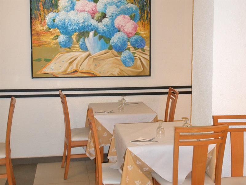 Hotel Mayna