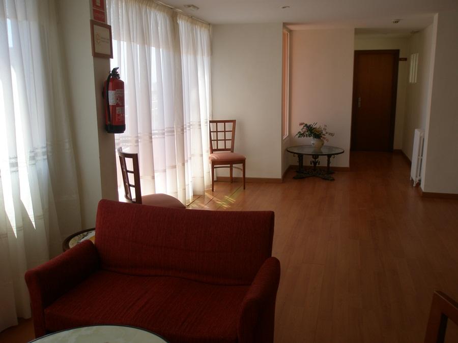 Mayna Hotel