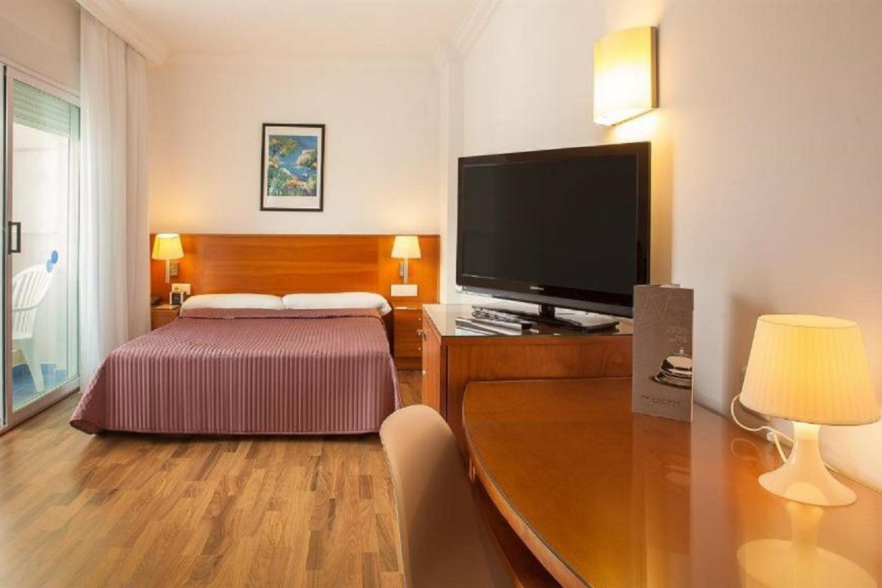 Hotel Rh Victoria & 4 Sup 4*